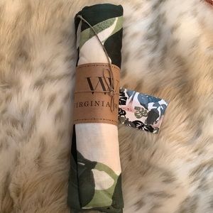 Virginia Wolf Wrap